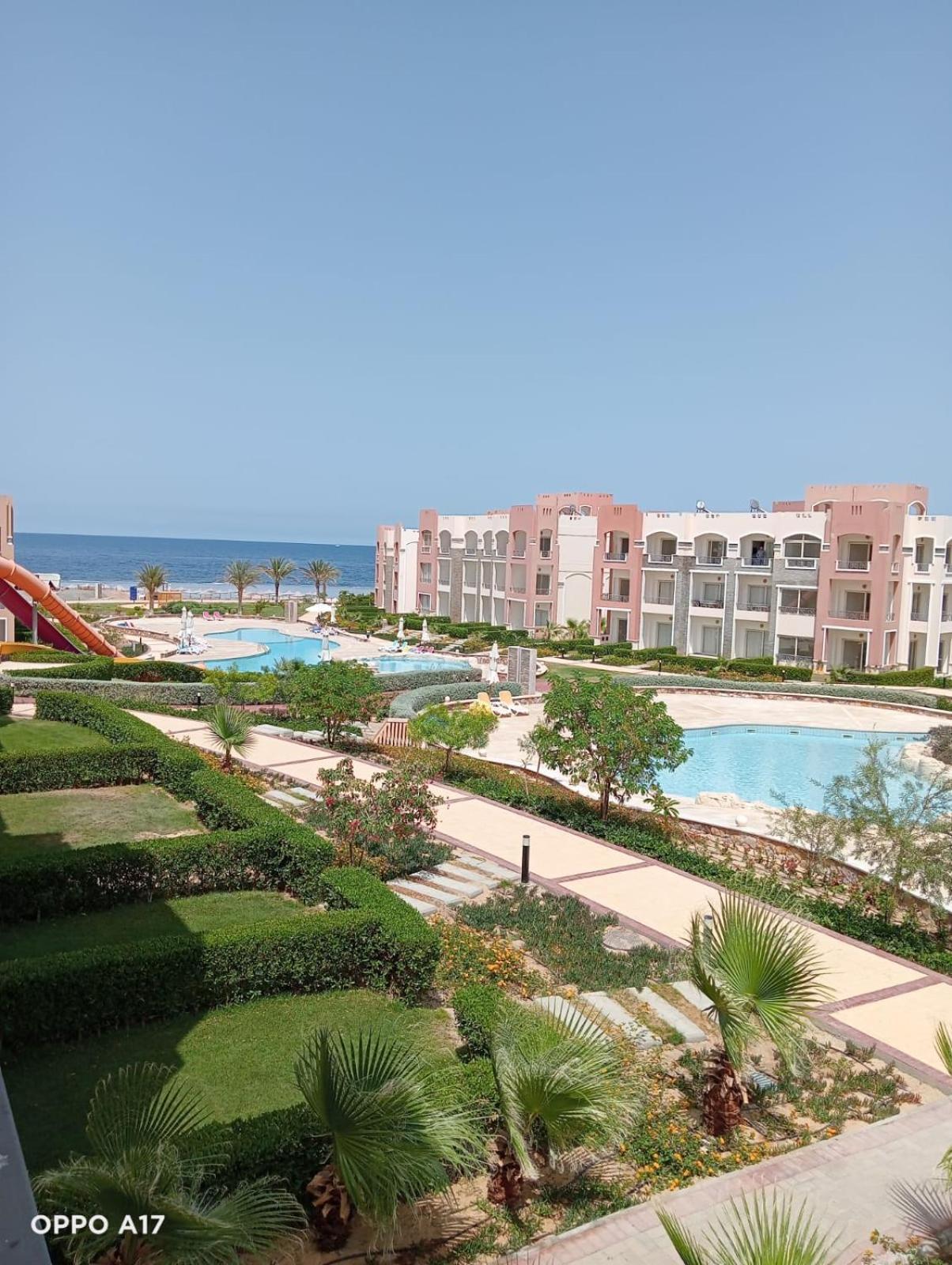 Oyster Bay Beach Resort Абу-Дабаб Экстерьер фото